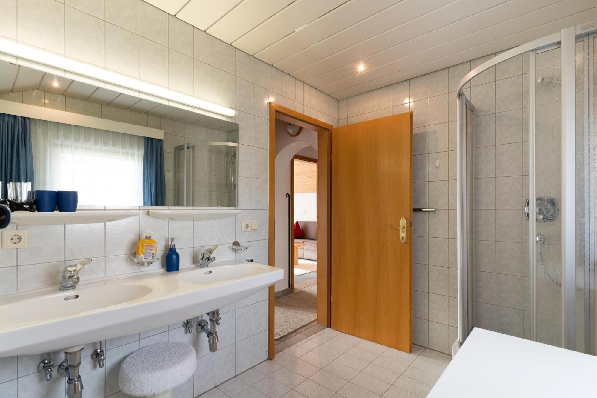 Haus Anemone Apartment Зеефелд в Тирол Стая снимка